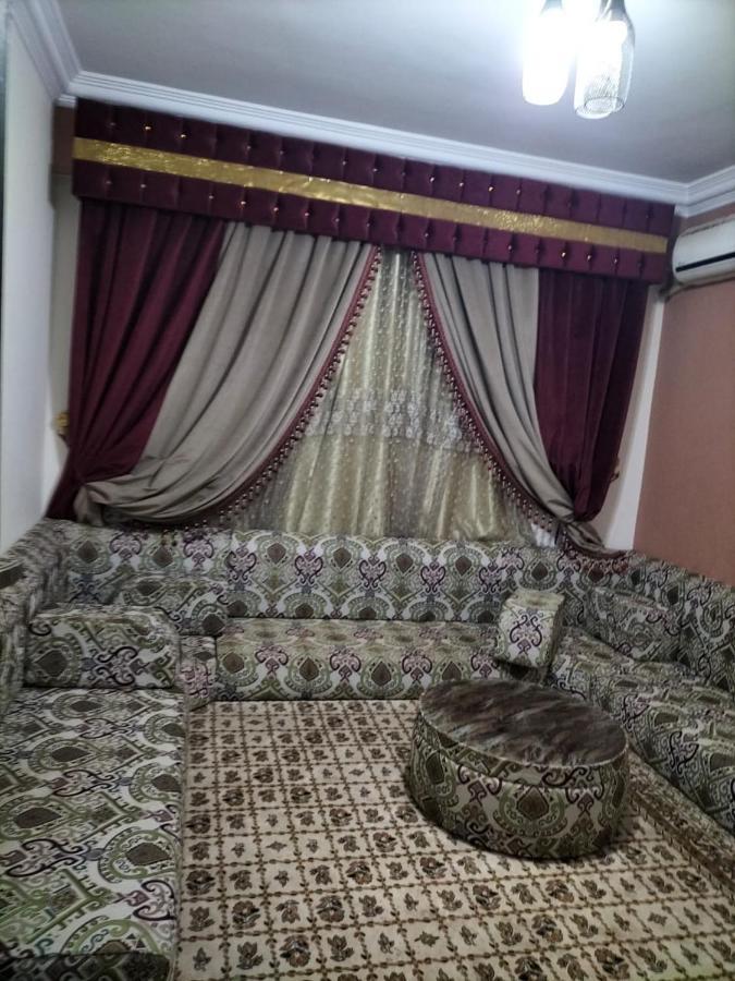 ايجار مفروش 4 نوم 3 حمام 4 ريسيبشن Apartment